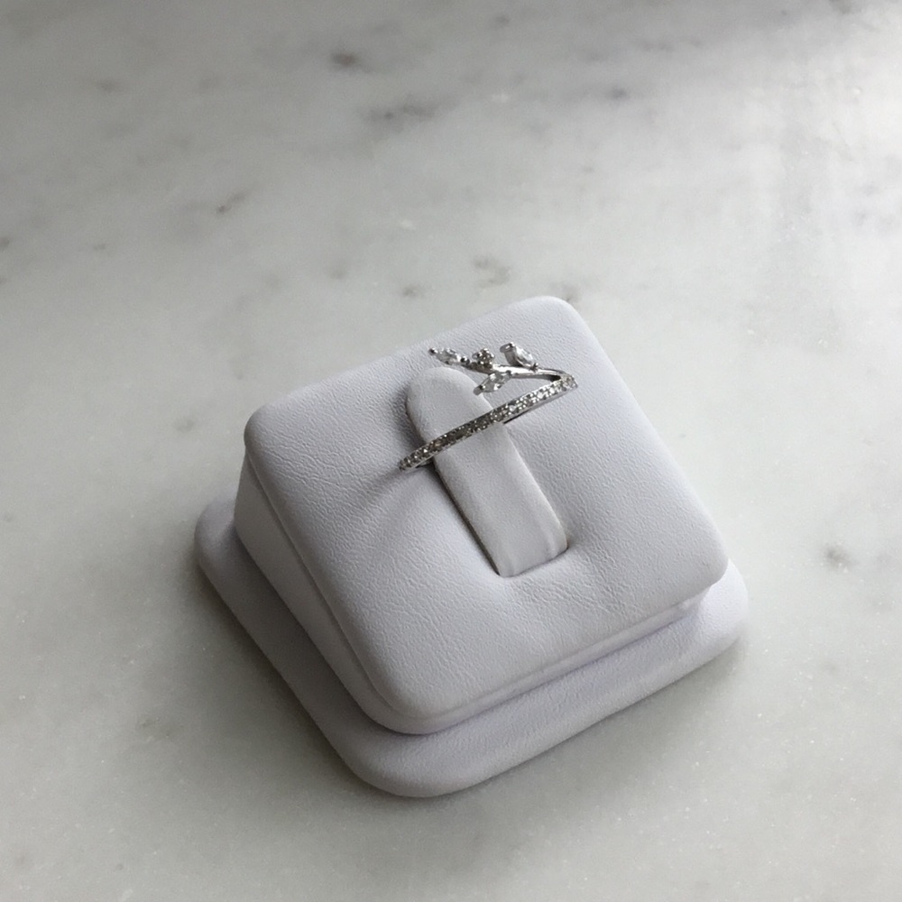 Sterling Silver Cz Ring - Picture 3 of 9